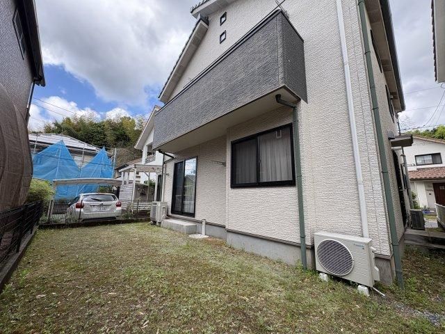 5LDK House Near Oohara Station in Asaminami-ku, Hiroshima - Thumbnail 3