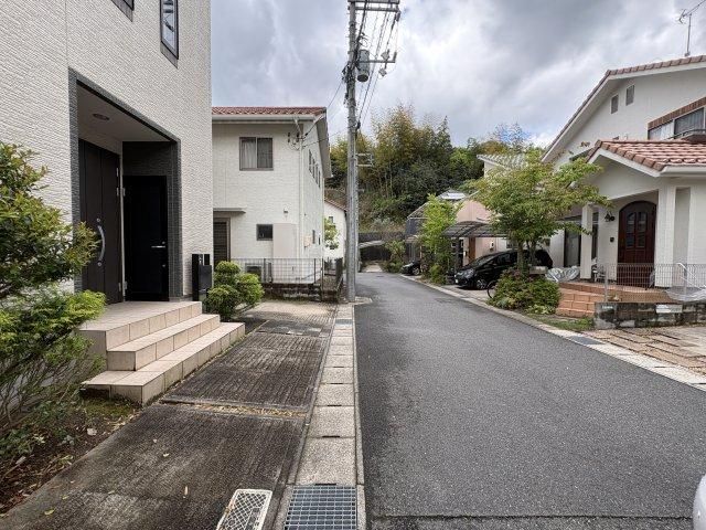 5LDK House Near Oohara Station in Asaminami-ku, Hiroshima - Thumbnail 2
