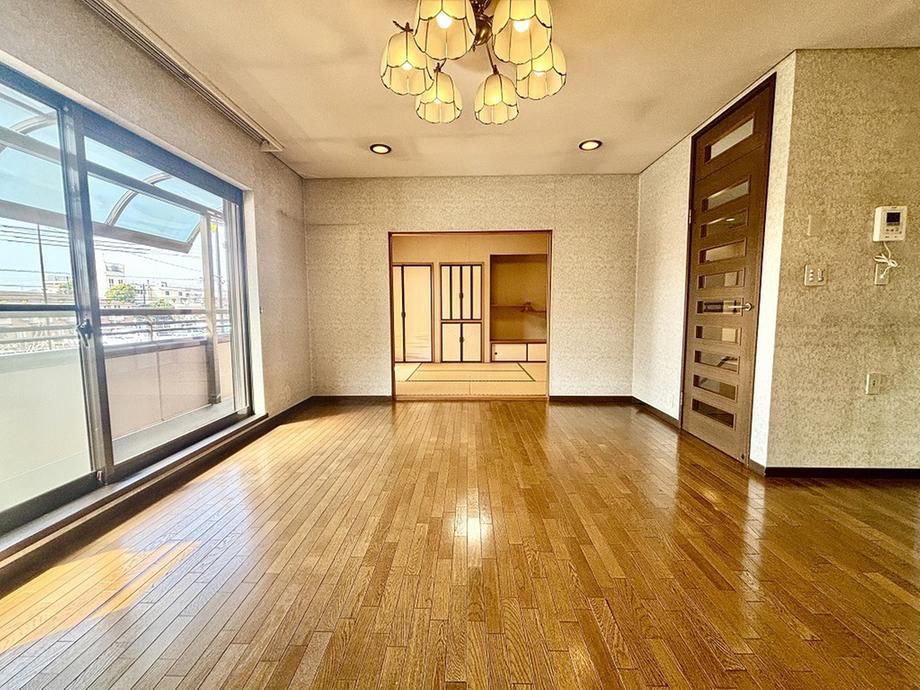 5LDK Used House in Akishima, Tokyo - 178.93 sqm - Thumbnail 3