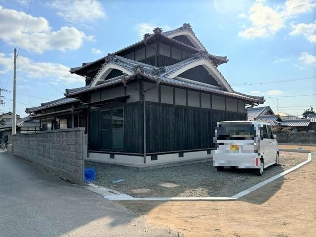 Renovated 6DK House for Sale in Matsuyama, Ehime - Thumbnail 2
