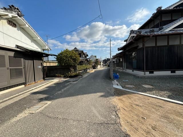 Renovated 6DK House for Sale in Matsuyama, Ehime - Thumbnail 3