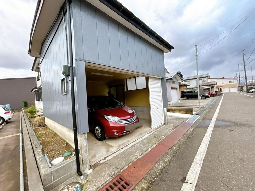 Renovated 4LDK House in Joetsu City, Niigata - 17,490,000 Yen - Thumbnail 2