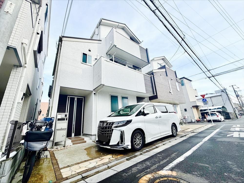 Modern 3LDK+S House in Edogawa, Tokyo | 2020 Build - Thumbnail 2