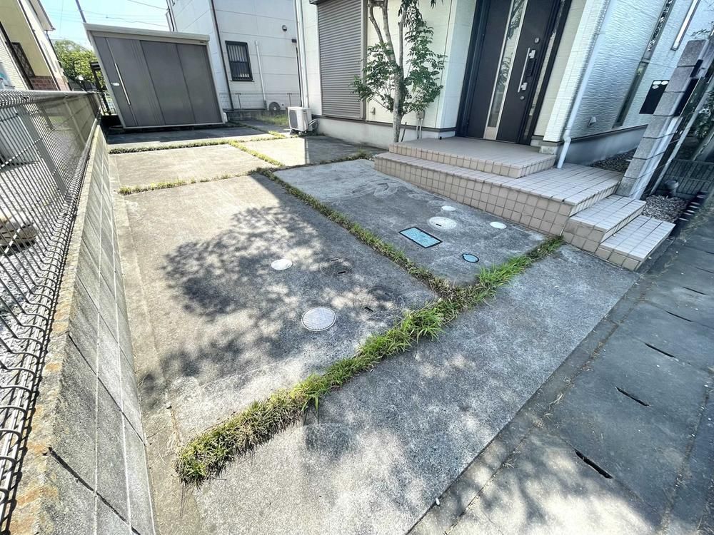 3LDK+S Detached House for Sale in Toride, Ibaraki - Thumbnail 2