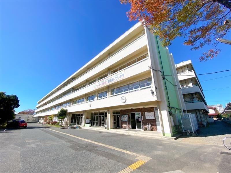 Renovated 2LDK Apartment for Sale in Shiki, Saitama - Thumbnail 4