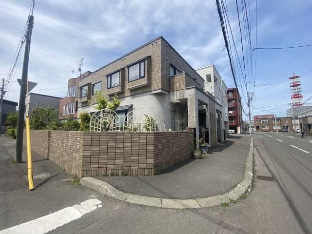 6LDK House in Sapporo Kita Ward with 63 Tsubo Land - Thumbnail 3