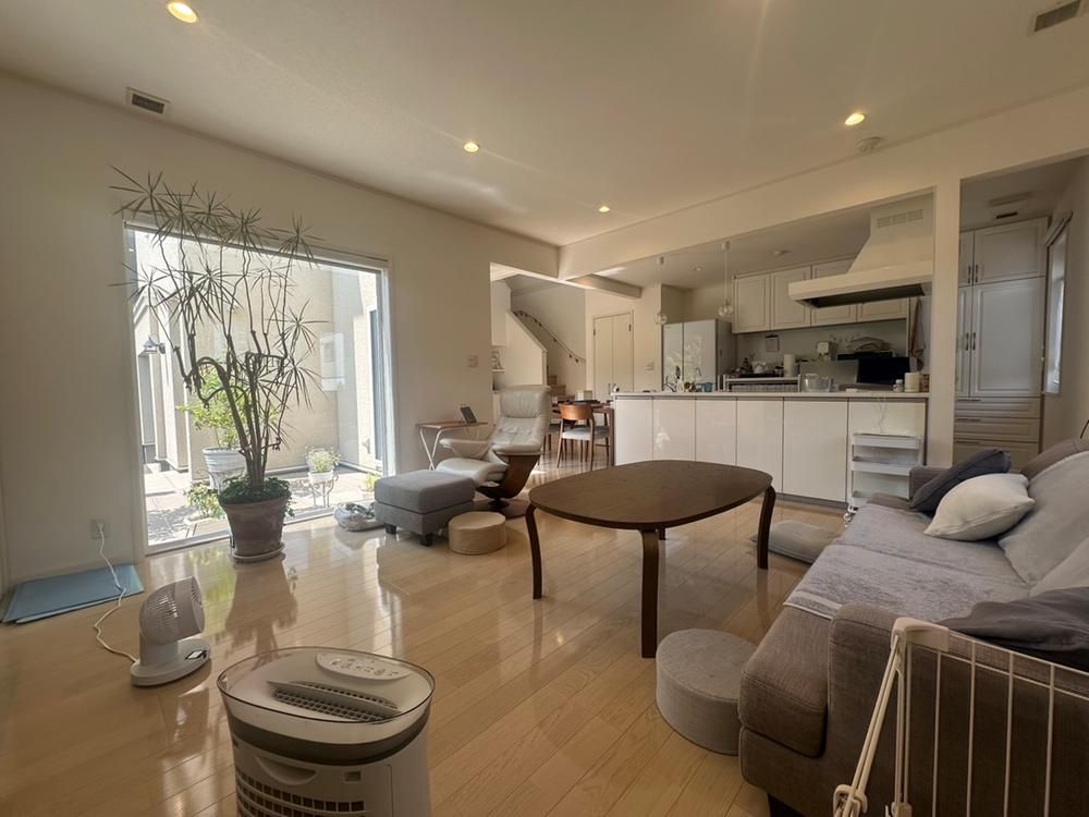4LDK Custom Home in Kiyota-ku, Sapporo - 149m² - Thumbnail 3