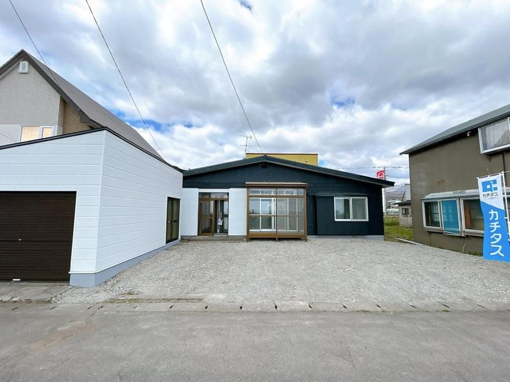 Renovated 3LDK House in Noboribetsu, Hokkaido - 264sqm Land - Thumbnail 2
