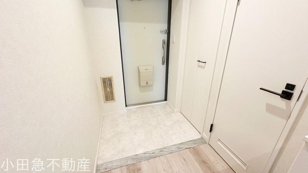 Renovated 2LDK Apartment in Kawasaki, Tama Ward - Thumbnail 4