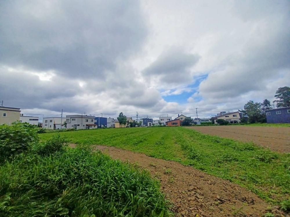 Land for Sale in Kita-ku, Sapporo - 3,405.64 sqm - Thumbnail 2