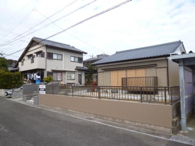 Renovated 3DK House on 277.7m2 Land in Miyazaki City - Thumbnail 4