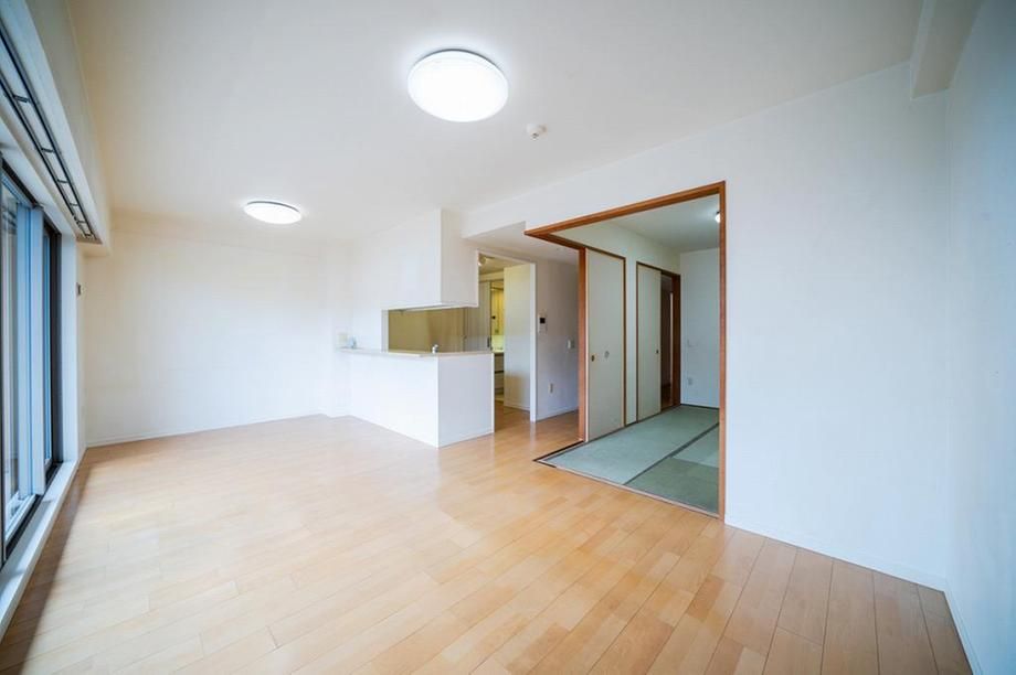Yutirishia Ichibangai 3LDK Apartment for Sale in Narashino - Thumbnail 2