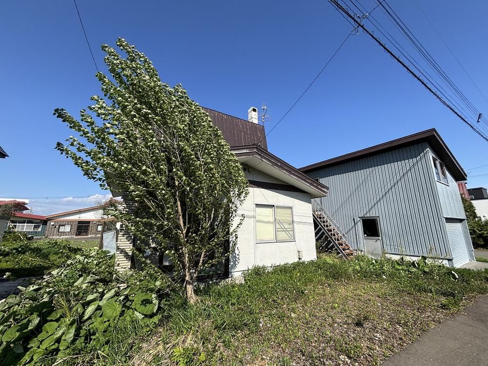 Used Detached House in Iwamizawa, Hokkaido - 4LDK+S - Thumbnail 3