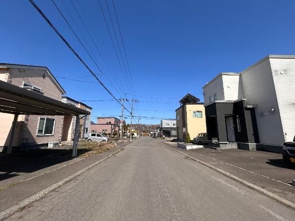 4LDK House for Sale in Kitahiroshima, Hokkaido - 107.64m2 - Thumbnail 3