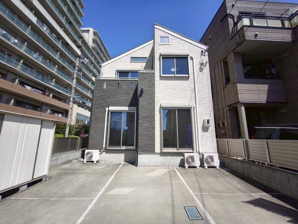 Modern 3LDK+S House in Sagamihara, Kanagawa - Corner Lot - Thumbnail 2
