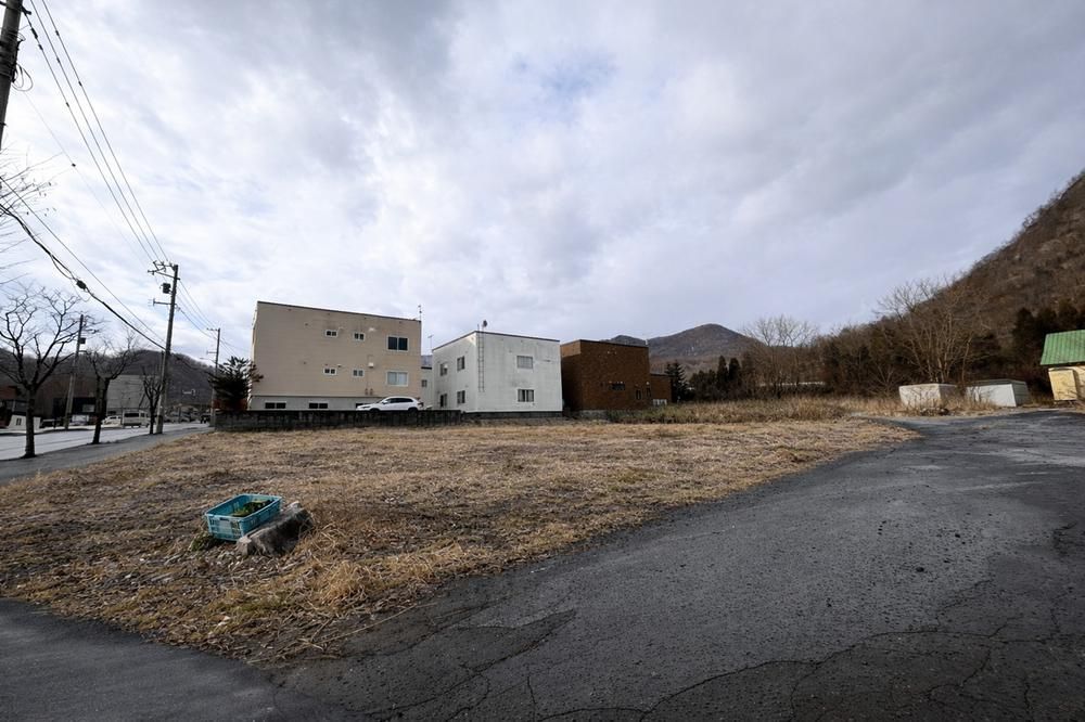 Land for Sale in Sapporo Nishi Ward - 1,621 m² - Thumbnail 3