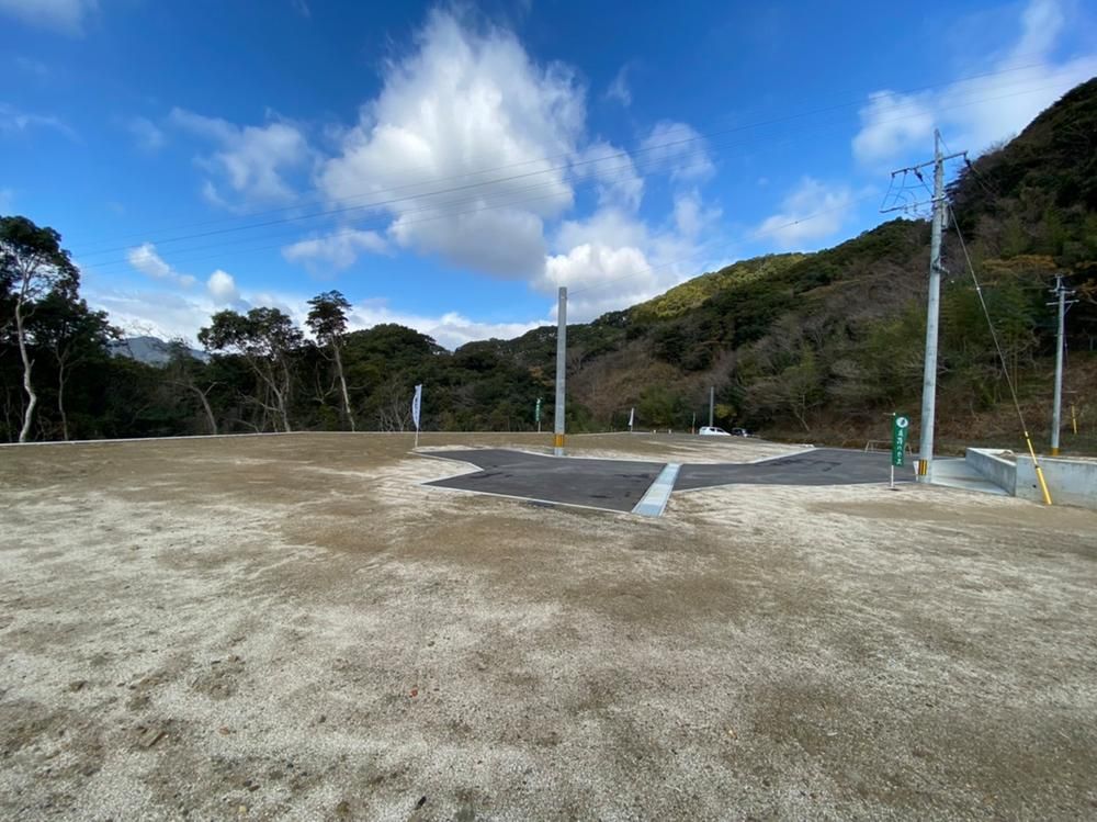 Land for Sale in Sasebo, Nagasaki - 223.18 sqm - 6.9 Million Yen - Thumbnail 3
