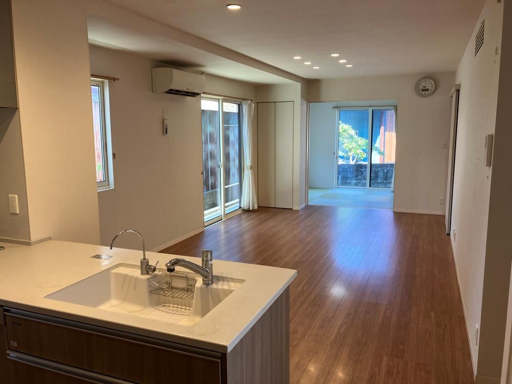5LDK House for Sale Near Kiyotake Station in Miyazaki - Thumbnail 4