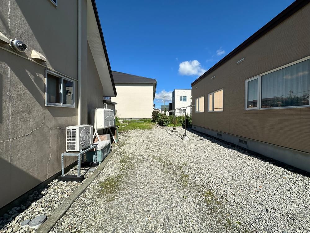 Land for Sale in Ebetsu, Hokkaido - 144.2 sqm - Thumbnail 2