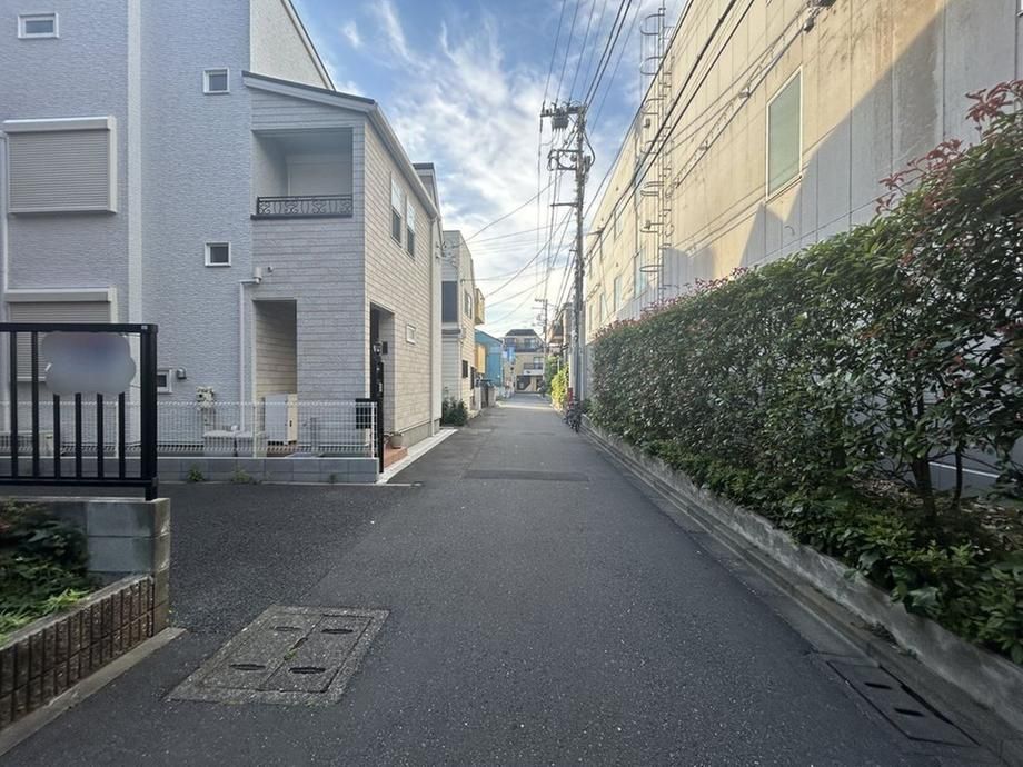 34m2 Land for Sale in Nakano Central, Tokyo - Thumbnail 2