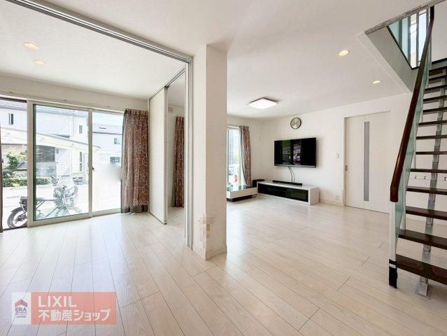 5LDK House in Utsunomiya with Solar Panels - 39.8M Yen - Thumbnail 4