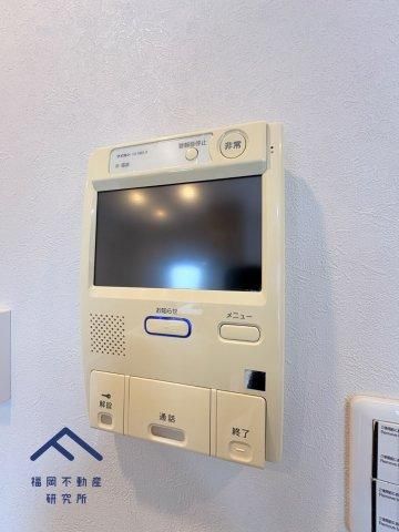 Renovated 3LDK Apartment for Sale Near Murasaki Station, Chikushino - Thumbnail 2