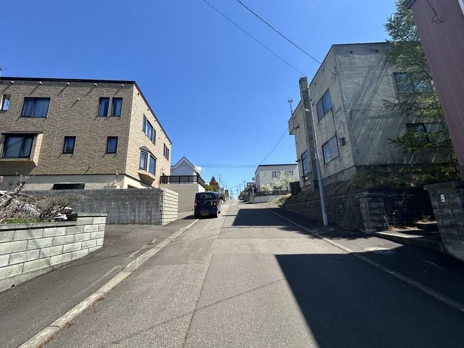4LDK House for Sale in Toyohira-ku, Sapporo - Thumbnail 3