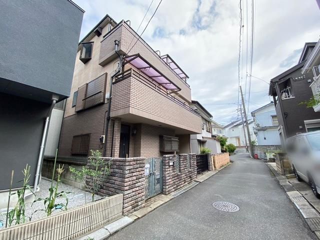 Renovated 3LDK House in Minami-ku, Saitama City - Thumbnail 2
