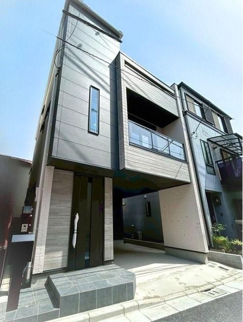 3LDK Apartment for Sale in Funabashi, Chiba - 70m² - Thumbnail 2