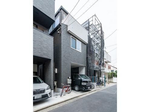 Modern 2LDK+2S House for Sale in Nakano, Tokyo - Thumbnail 4