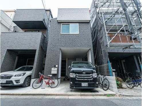 Modern 2LDK+2S House for Sale in Nakano, Tokyo - Thumbnail 3