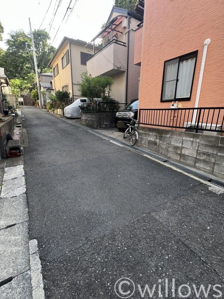 Renovated 3LDK House for Sale in Kawasaki City, Kanagawa - Thumbnail 2