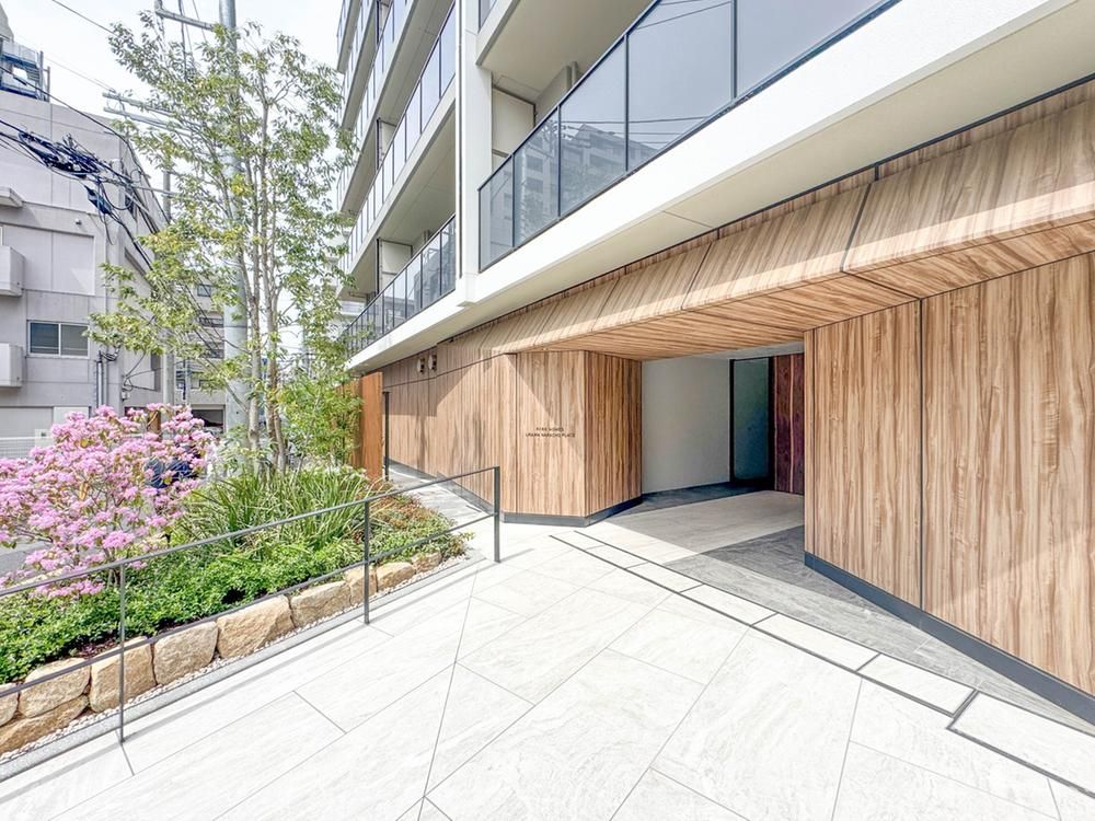 3LDK Apartment for Sale in Urawa-ku, Saitama City - Thumbnail 2