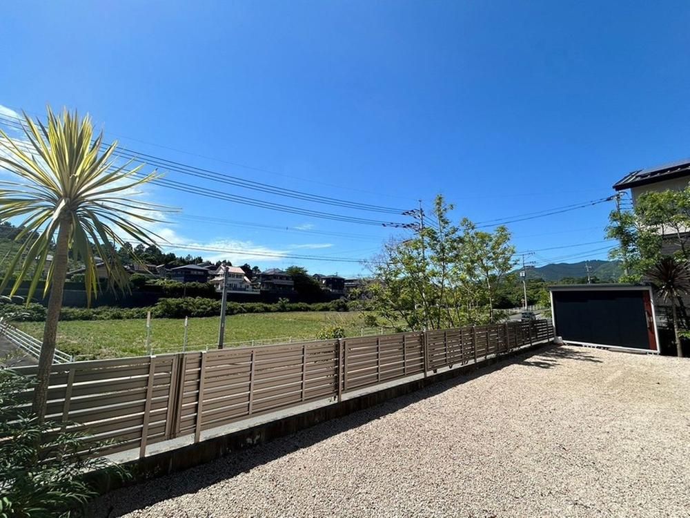 3LDK Custom Home with Solar Panels in Munakata City - Thumbnail 2