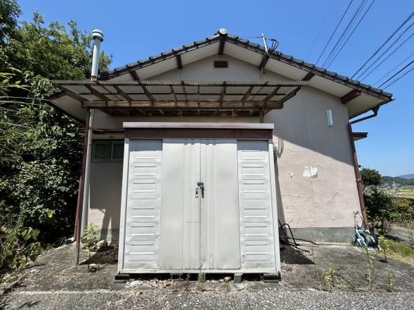 5DK Single-Story House for Sale in Kamiamakusa, Kumamoto - Image 1