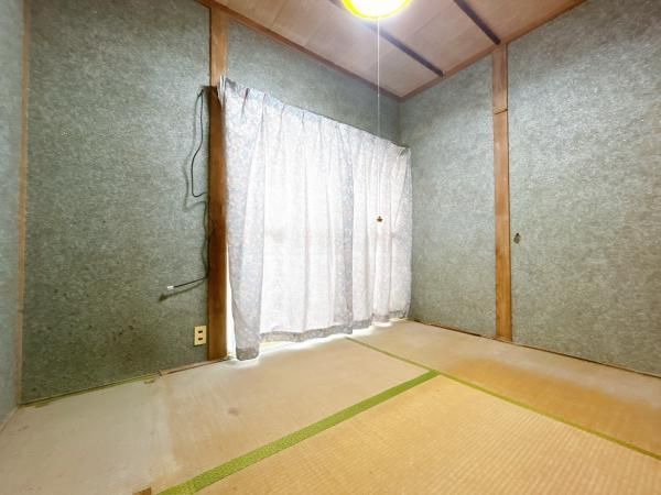 5DK Single-Story House for Sale in Kamiamakusa, Kumamoto - Thumbnail 4