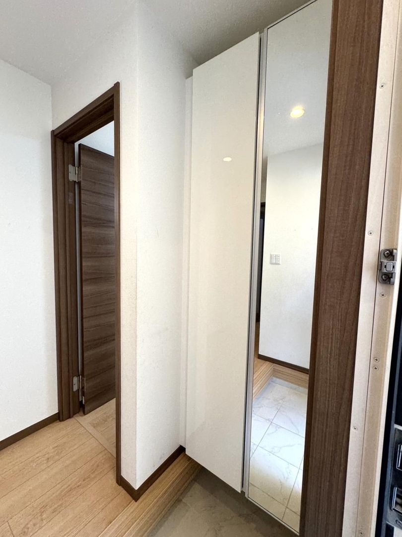 2LDK+2S House in Tsurumi, Yokohama - 90m2 for Sale - Thumbnail 2