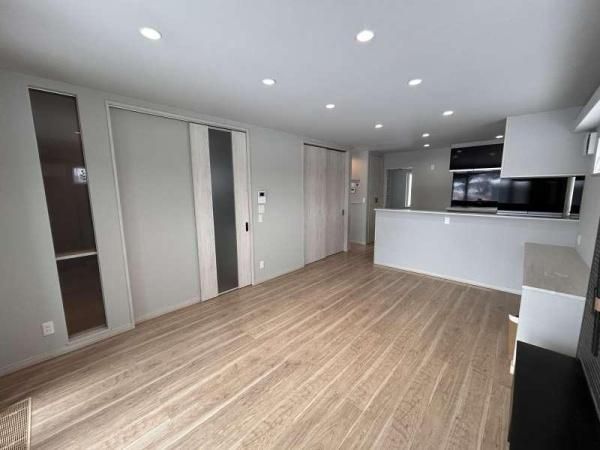 5LDK Detached House for Sale in Asahikawa, Hokkaido - Thumbnail 4