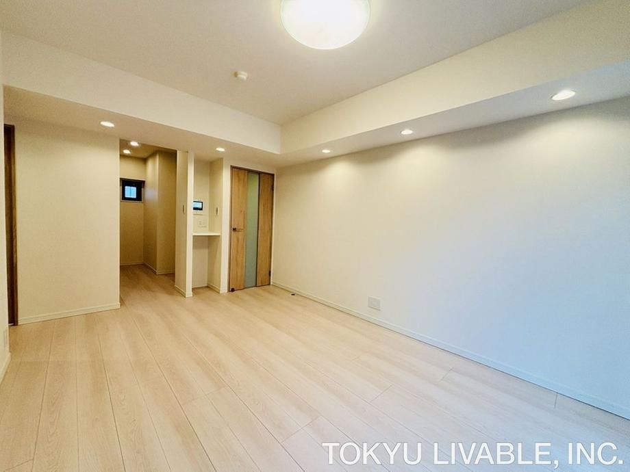 2LDK+S Apartment for Sale in Nishi Ward, Yokohama - Thumbnail 4