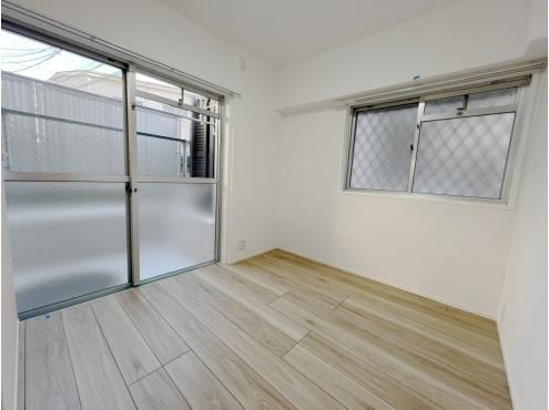 2LDK Apartment for Sale in Nakahara-ku, Kawasaki - Thumbnail 3
