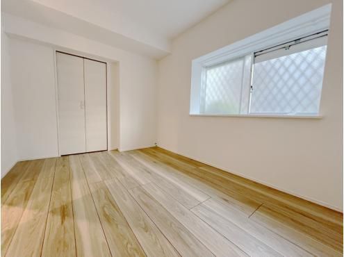 2LDK Apartment for Sale in Nakahara-ku, Kawasaki - Thumbnail 4