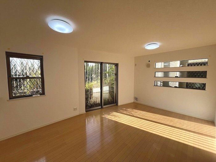 Renovated 3LDK House in Minoo City - 79.35m2 - Parking for 2 Cars - Thumbnail 4