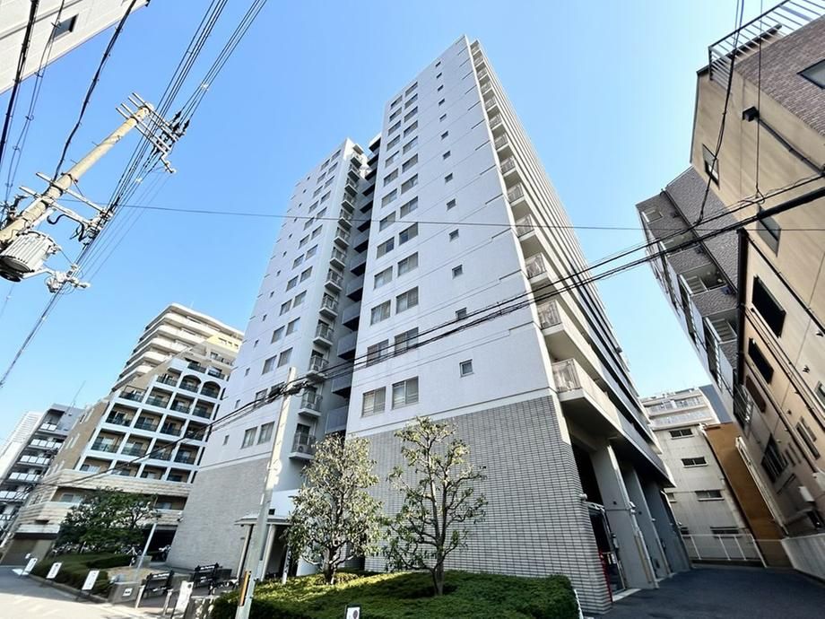 3LDK Apartment for Sale in Nishi Ward, Osaka – 82.72m² - Image 1