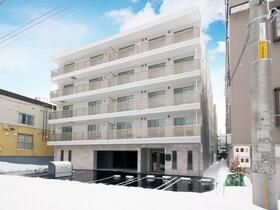 3LDK Apartment for Sale in Sapporo Chuo Ward, 100.41m² - Thumbnail 2