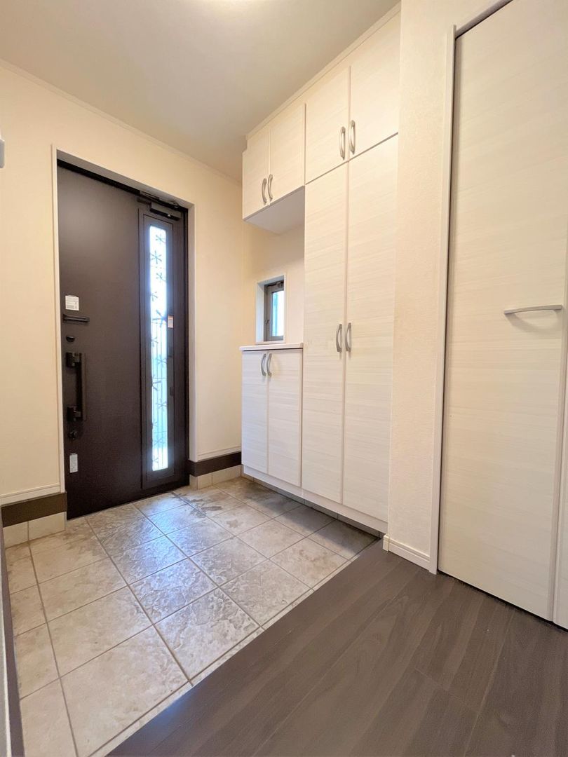 2LDK Detached House with Large Garden in Saitama City - Thumbnail 2