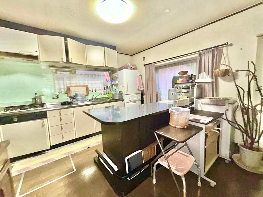 3LDK Detached House for Sale in Ebetsu, Hokkaido with Garage - Thumbnail 3