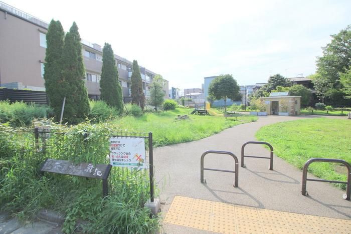 Modern 3LDK+S House Near Miyanosaka Station, Setagaya - Thumbnail 3
