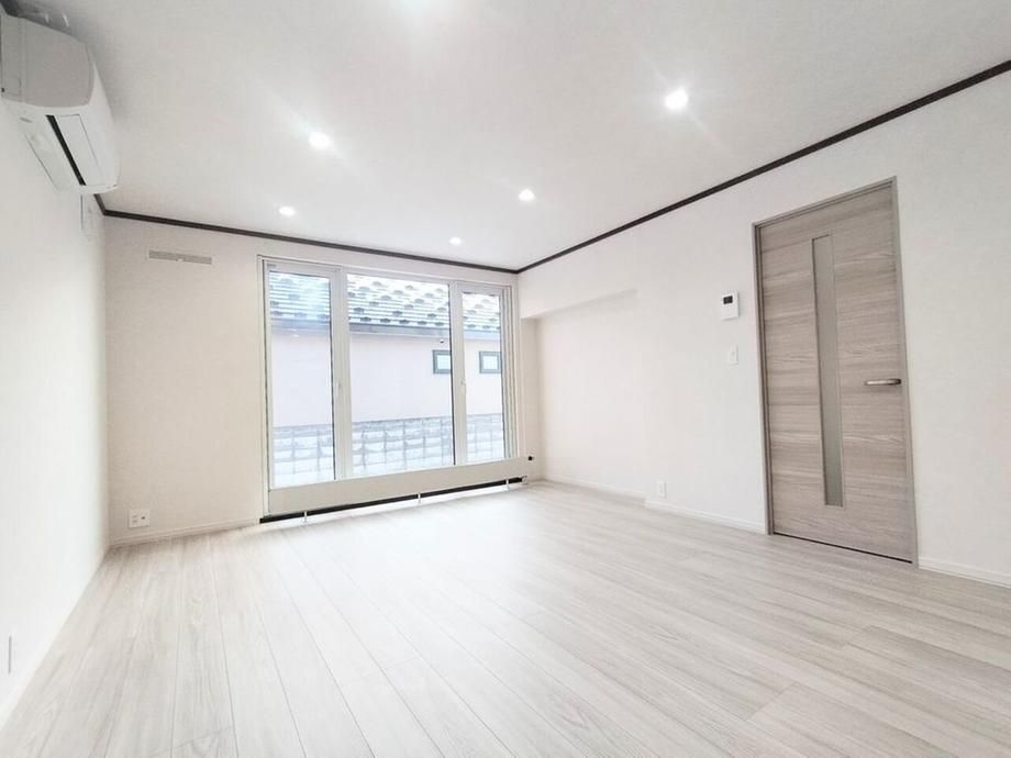 Renovated 5LDK+S House in Sapporo's Ainosato | 25.8M Yen - Thumbnail 3