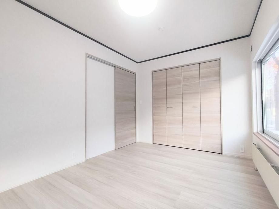 Renovated 5LDK+S House in Sapporo's Ainosato | 25.8M Yen - Thumbnail 4
