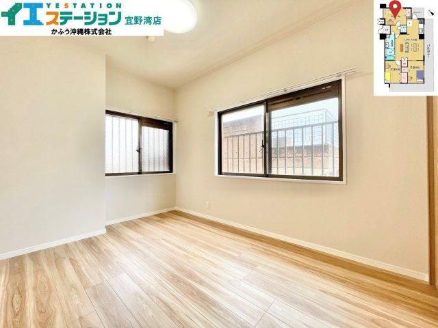3LDK Renovated Apartment in Ginowan City, Okinawa - Thumbnail 3